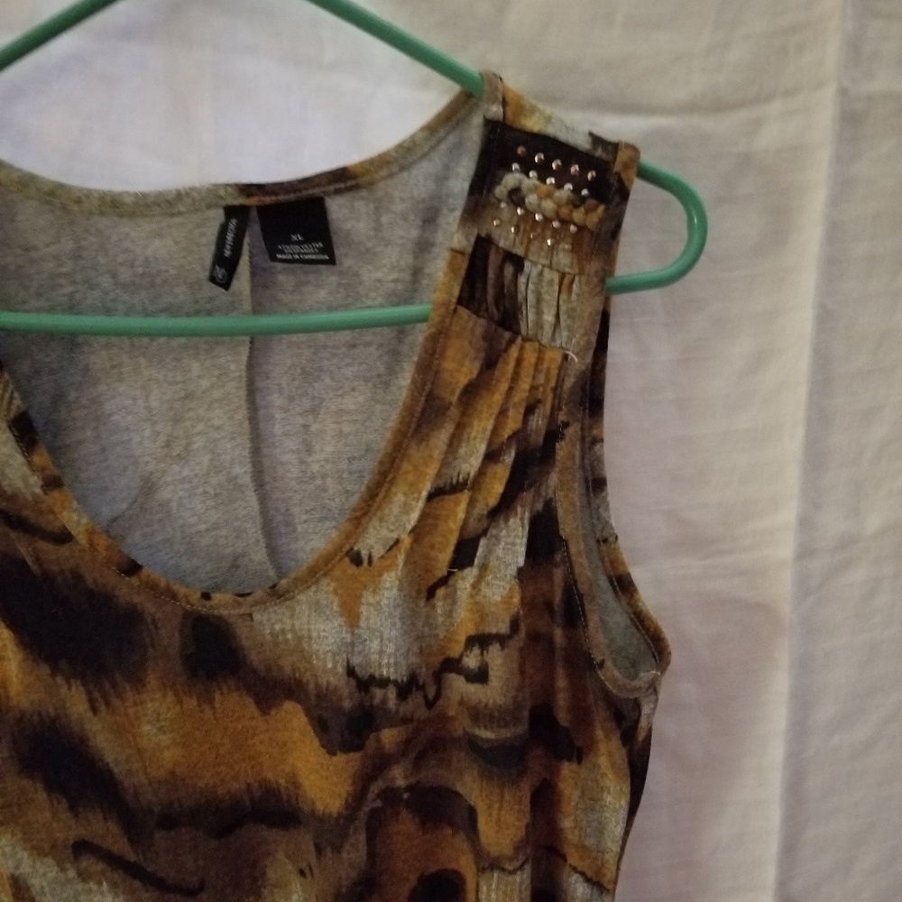 Tank top - Picture 2 of 2